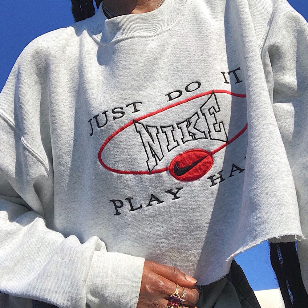 Cropped 90's Nike Sweatshirt